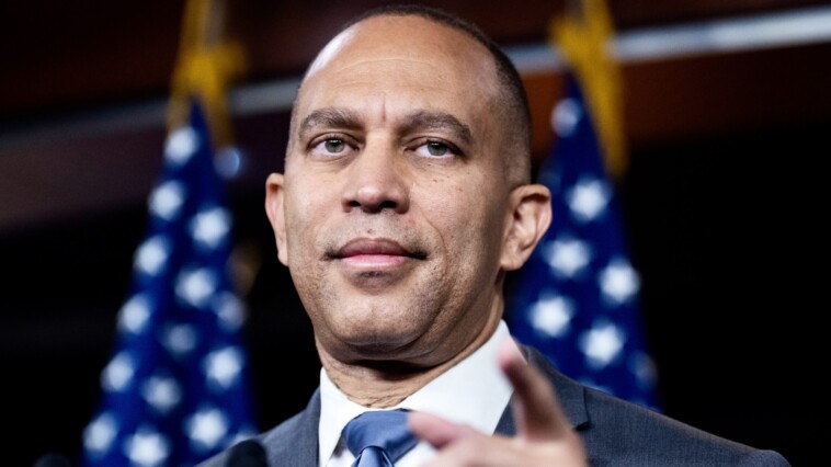 hakeem-jeffries-pushes-back-on-his-party-claiming-tulsi-gabbard-a-‘russian-asset’