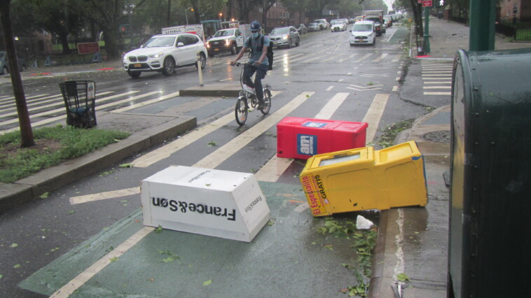 ‘ugly’-nyc-sidewalk-newspaper-boxes-will-get-much-needed-makeover-under-new-city-council-bill