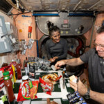 here’s-what-the-astronauts-stranded-on-the-iss-are-eating-each-day-—-as-health-concerns-mount