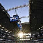 piece-of-at&t-stadium-roof-falls-in-scary-incident-before-‘monday-night-football’