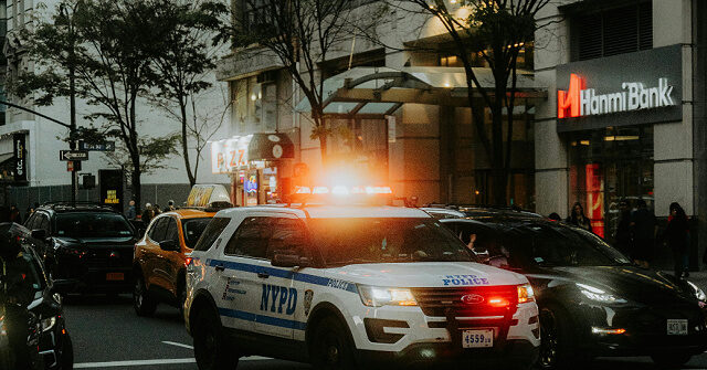 police:-2-dead,-1-injured-in-‘unprovoked’-nyc-knife-attack-by-perp-with-long-rap-sheet