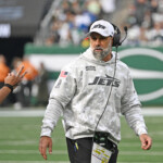 jets’-jeff-ulbrich-leaves-door-open-to-giving-up-defense-playcalling-duties-as-unit-struggles