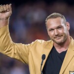 nfl-great-brian-urlacher-reacts-to-apparent-trump-support-taking-over-sports:-‘no-one’s-scared-anymore’