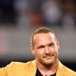 nfl-hall-of-famer-brian-urlacher-on-athletes-showing-support-for-trump:-‘no-one’s-scared-anymore’