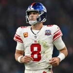 giants-star-dexter-lawrence-admits-feeling-a-‘bit-of-confusion’-with-daniel-jones-benching:-‘he’s-the-qb1’