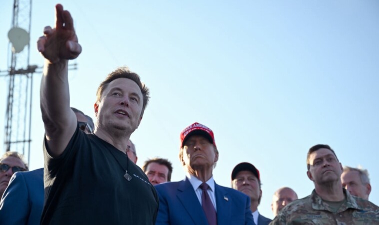 trump,-musk-witness-successful-sixth-launch-of-starship-at-spacex-hq