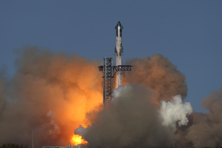 elon-musk’s-starship-soars-in-successful-test-flight-—-despite-aborting-‘mechazilla’-booster-catch