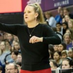 sparks-hire-utah’s-roberts-as-new-head-coach