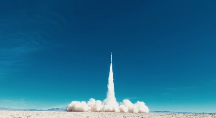 college-students-break-record-for-highest-rocket-launched-by-amateurs-at-89-miles-above-earth