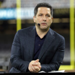 espn-shoots-down-adam-schefter’s-report-linking-ray-lewis-to-fau