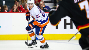 islanders-can’t-be-content-with-moral-victories-to-end-two-week-road-trip