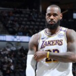 lebron-james-takes-‘social-media-break’-after-sharing-post-ripping-‘negativity’-of-sports-media