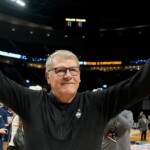 legendary-uconn-coach-geno-auriemma-sets-ncaa-all-time-wins-record