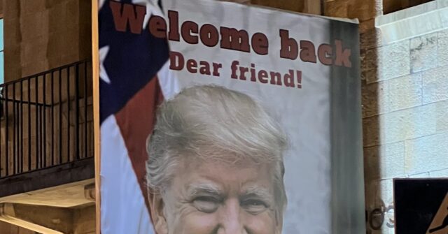 jerusalem-sign-celebrates-trump-victory:-‘welcome-back-dear-friend!’