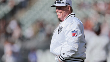 mark-davis-sells-another-chunk-of-raiders-a-month-after-tom-brady-approval