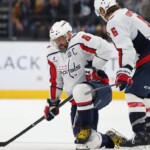 capitals’-ovechkin-out-4-6-weeks-with-broken-leg