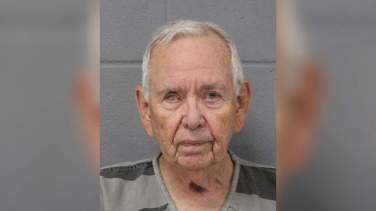 elderly-man-accused-of-roommate-and-dog’s-‘brutal’-murder-had-extensive-criminal-record