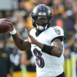 monday-night-football:-how-to-watch-the-baltimore-ravens-vs.-los-angeles-chargers-game-tonight