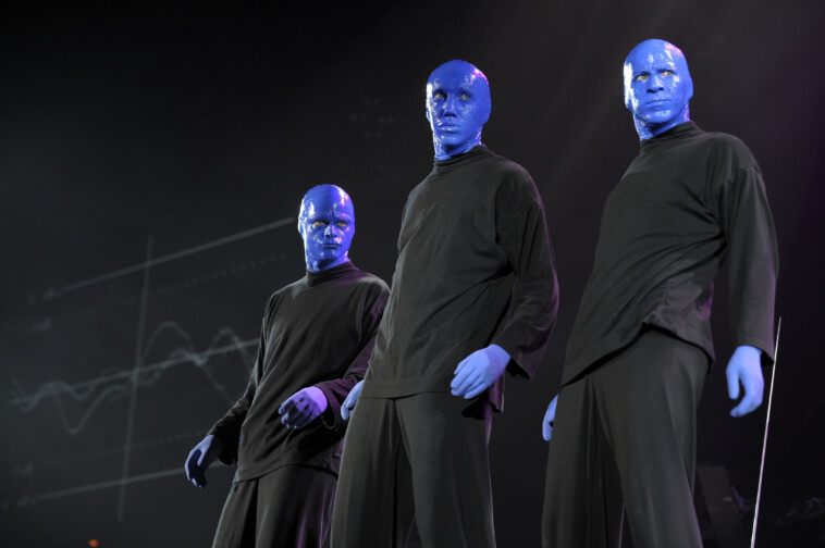 blue-man-group-to-end-new-york-shows-after-more-than-30-year-run