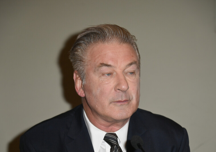 alec-baldwin:-‘americans-are-very-uninformed-about-reality’