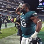 eagles-star-gets-teary-after-possible-career-ending-injury:-‘been-a-while-since-i’ve-cried’