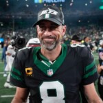 aaron-rodgers-mocks-people-still-giving-‘vax-status,’-says-to-‘look-out’-with-rfk-jr-in-trump’s-admin