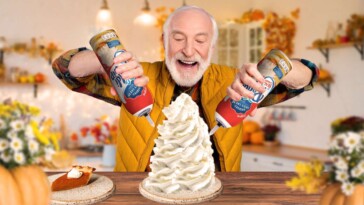 ‘i-sure-love-pumpkin-pie,’-says-man-spraying-gallon-of-reddi-whip-over-pumpkin-pie