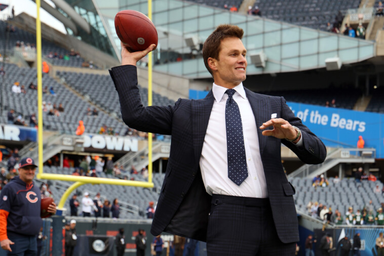 how-tom-brady-is-looking-at-calling-dismal-giants-cowboys-thanksgiving-matchup