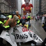 anti-israel-protesters-disrupt-macy’s-thanksgiving-day-parade