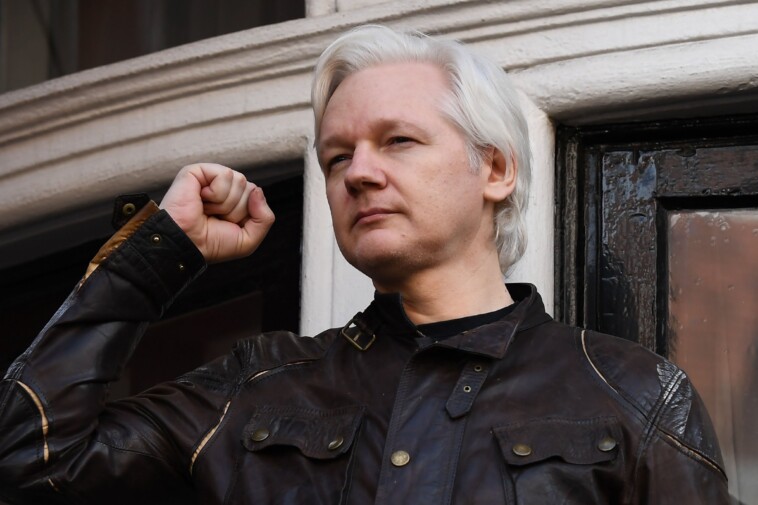 republican-rep-massie-and-democrat-rep.-mcgovern-write-joint-letter-to-biden-asking-him-to-pardon-julian-assange