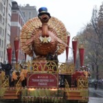 anti-israel-activists-arrested-after-disrupting-macy’s-thanksgiving-day-parade