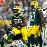 packers-take-advantage-of-frigid-home-field-elements-in-win-against-dolphins