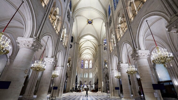 first-look-at-notre-dame-cathedral’s-restored-interior-five-years-after-devastating-fire