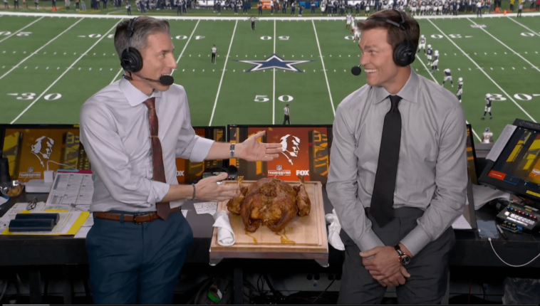 tom-brady-ripped-for-not-actually-eating-a-turkducken-during-fox-thanksgiving-broadcast