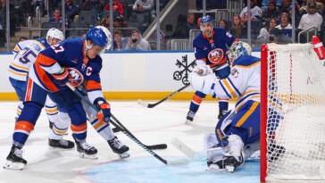 struggling-islanders-blank-sabres-for-much-needed-victory