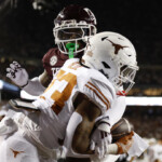 no-3-texas-holds-off-no-20-texas-a&m-to-clinch-spot-in-sec-title-game-against-no.-7-georgia