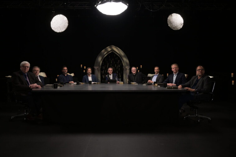 the-modern-day-socrates:-jordan-b.-peterson-conducts-socratic-seminar-in-new-‘gospels’-series