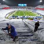 nfl-fans-help-clear-snow-from-bills’-stadium-ahead-of-game-vs-49ers:-‘ready-for-football’