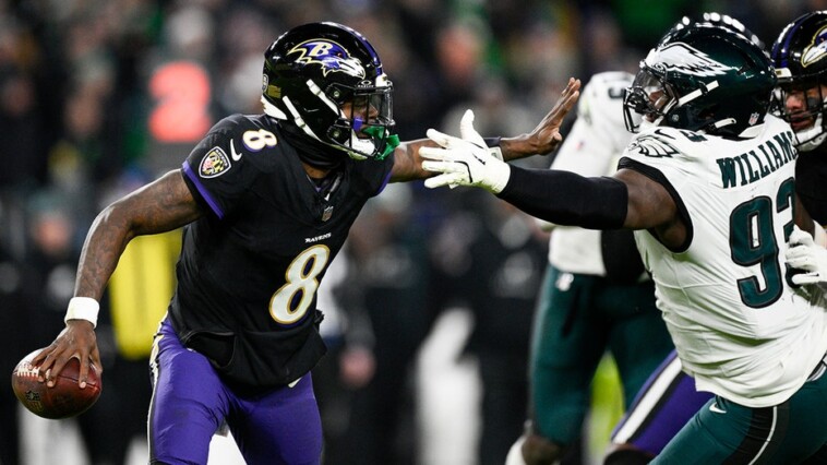 ravens’-lamar-jackson-admits-mom-wanted-him-to-run-more-in-loss-to-eagles:-‘she-just-cussed-me-out’