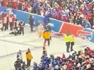 bills-fans-throw-snowballs-at-injured-christian-mccaffrey,-49ers-field-goal-try-in-wild-scenes