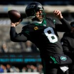 ulbrich:-rodgers-to-remain-jets’-starting-qb