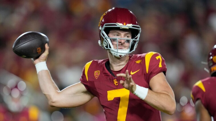 usc-qb-moss-to-enter-portal,-‘time-to-move-on’