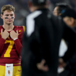 usc-qb-miller-moss-announces-that-he-is-entering-the-transfer-portal