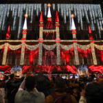 nyers-mourn-saks’-axed-light-show,-but-tourists-still-light-up-over-luxury-displays:-‘had-to-see-it’