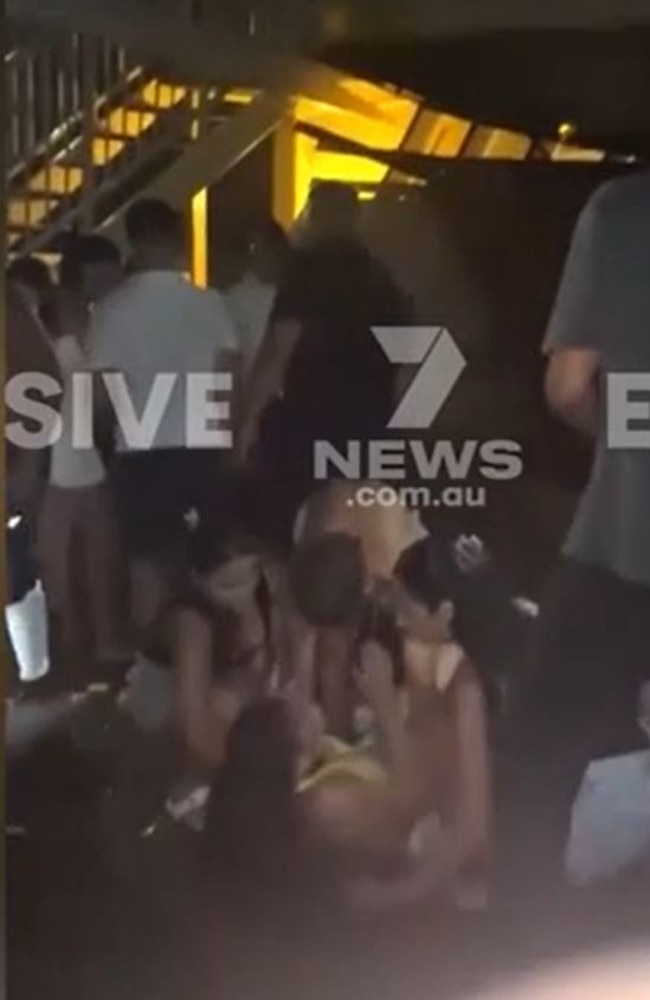 shocking-moment-balcony-collapses-with-40-teens-on-it-during-graduation-party