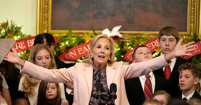 jill-biden-gushes-over-white-house-christmas-decor,-defends-hunter’s-presidential-pardon