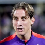 fiorentina’s-bove-conscious-after-on-field-collapse