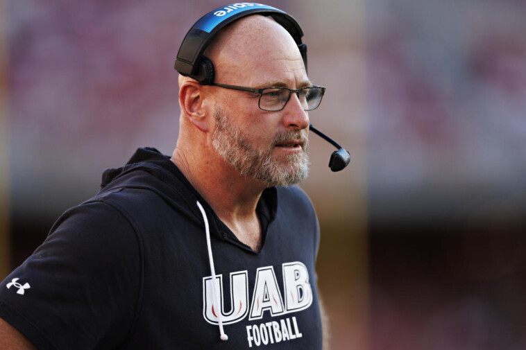 former-nfl-qb-trent-dilfer-to-return-for-a-third-season-as-uab’s-coach