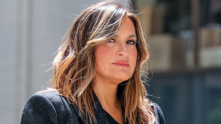 ‘law-&-order:-svu’-star-mariska-hargitay’s-real-life-hero-moment-during-tv-interview