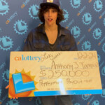 teen-wins-$250k-on-lotto-scratch-off-during-road-trip-to-see-zach-bryan-for-18th-birthday-—-and-has-touching-plans-for-windfall